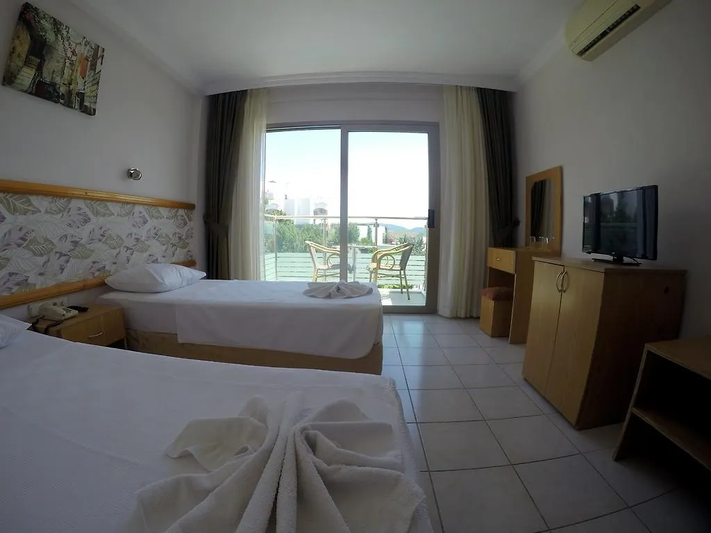 Gun-Ay Hotel Gümbet 3*,